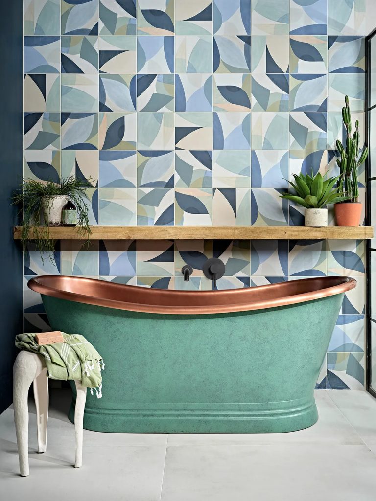 bac022_baths_v1_ls1_credit_rhine_blanc_rio_delphines_ink